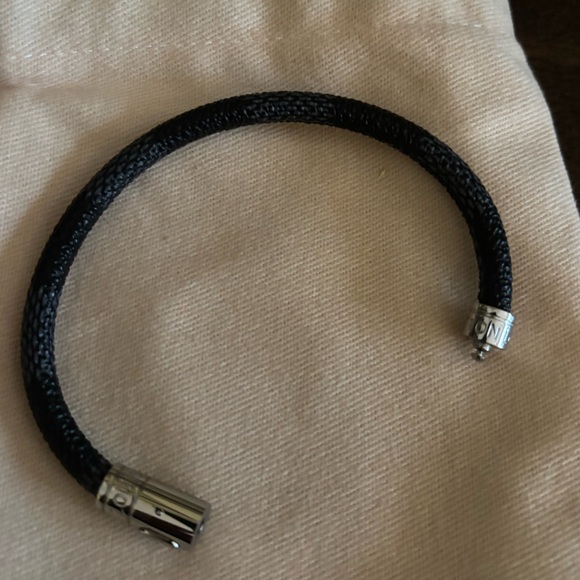 Brand NEW! Keep It Bracelet - Picture 2 of 3